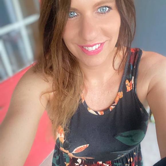 Poshmark profile picture for @crowbar